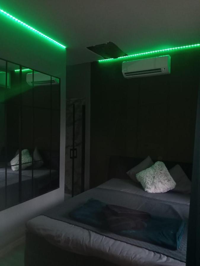 Relax Mini Hotel Jindrisska Praga Esterno foto